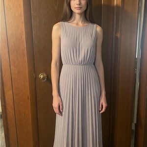 Chic Sleeveless Maxi Dress - Cream